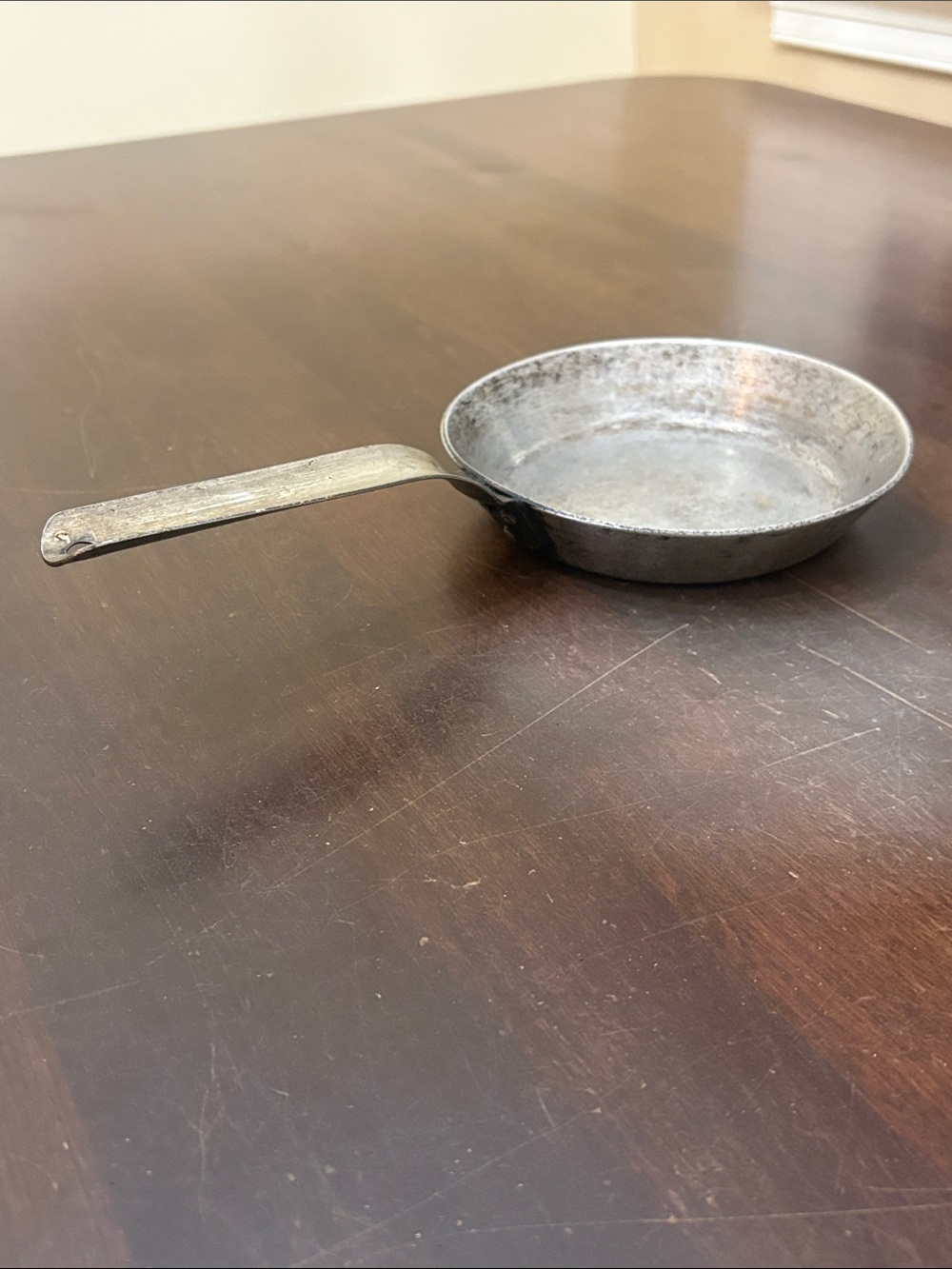 Vintage Wear‑Ever Aluminum Small Skillet Fry Pan No. 2506